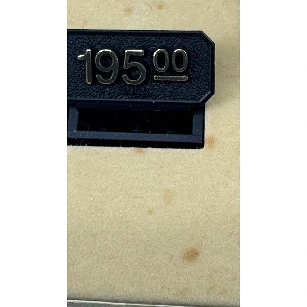 New Seiko Mickey Mouse Watch Womens Gold Leather Vintage Disney 3Y03-0049 Box